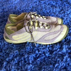 Women's Merrell Pace Glove Barefoot Minimalist Crosstrain Shoes - Size 7.5